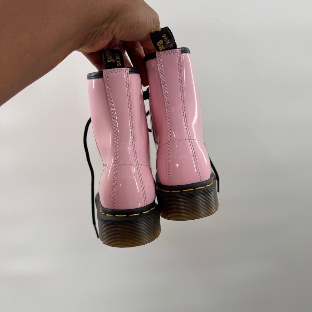 Dr. Martens pink Patent Leather Lace-Up Shoes women’s size 5 - Picture 10 of 15